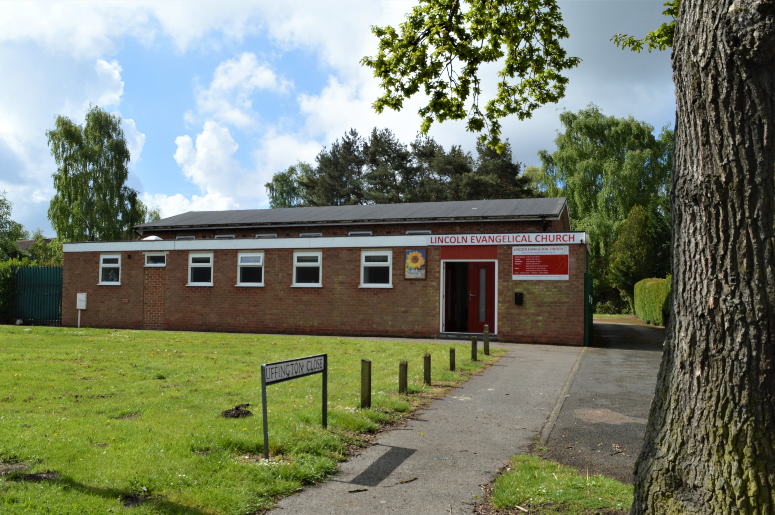 Lincoln Evangelical Church banner