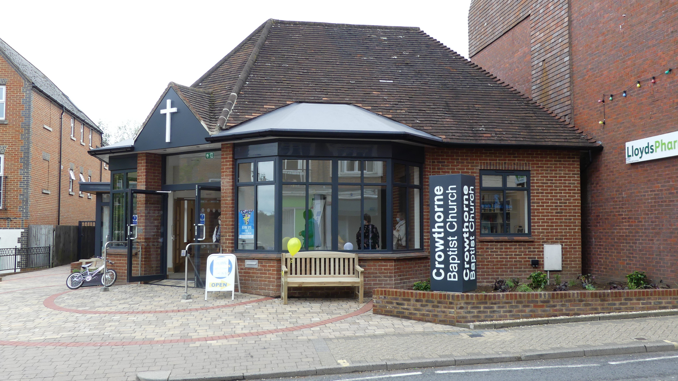 Crowthorne Baptist Church banner