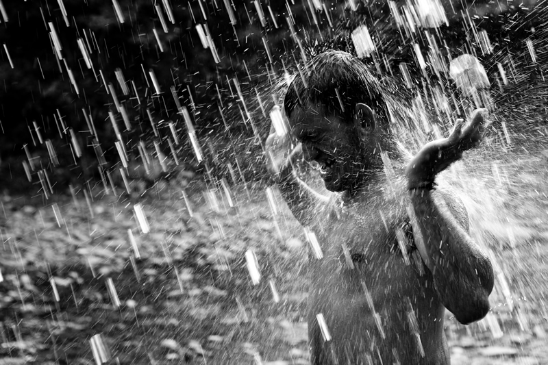 Love Light Romania Aid banner